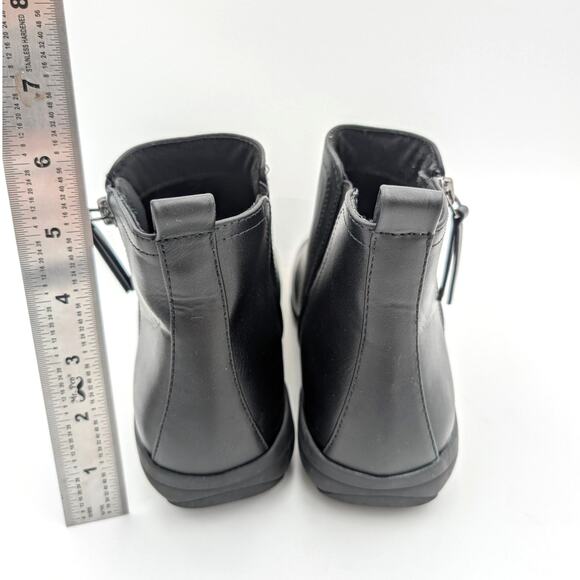 Easy Spirit Aleena Side Zip Wedge Booties Round Toe Women's Size US7 EU38 - Picture 4 of 8